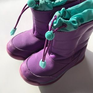 SOLD - Lands’ End Snow Boots